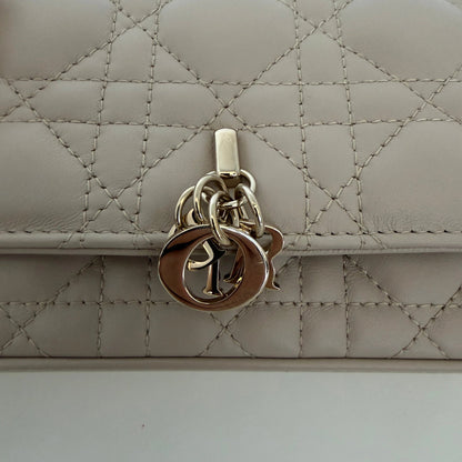 Dior My Dior – Talk Smartphone Pouch Puderbeige Fullset 2026 / neuwertig Dior