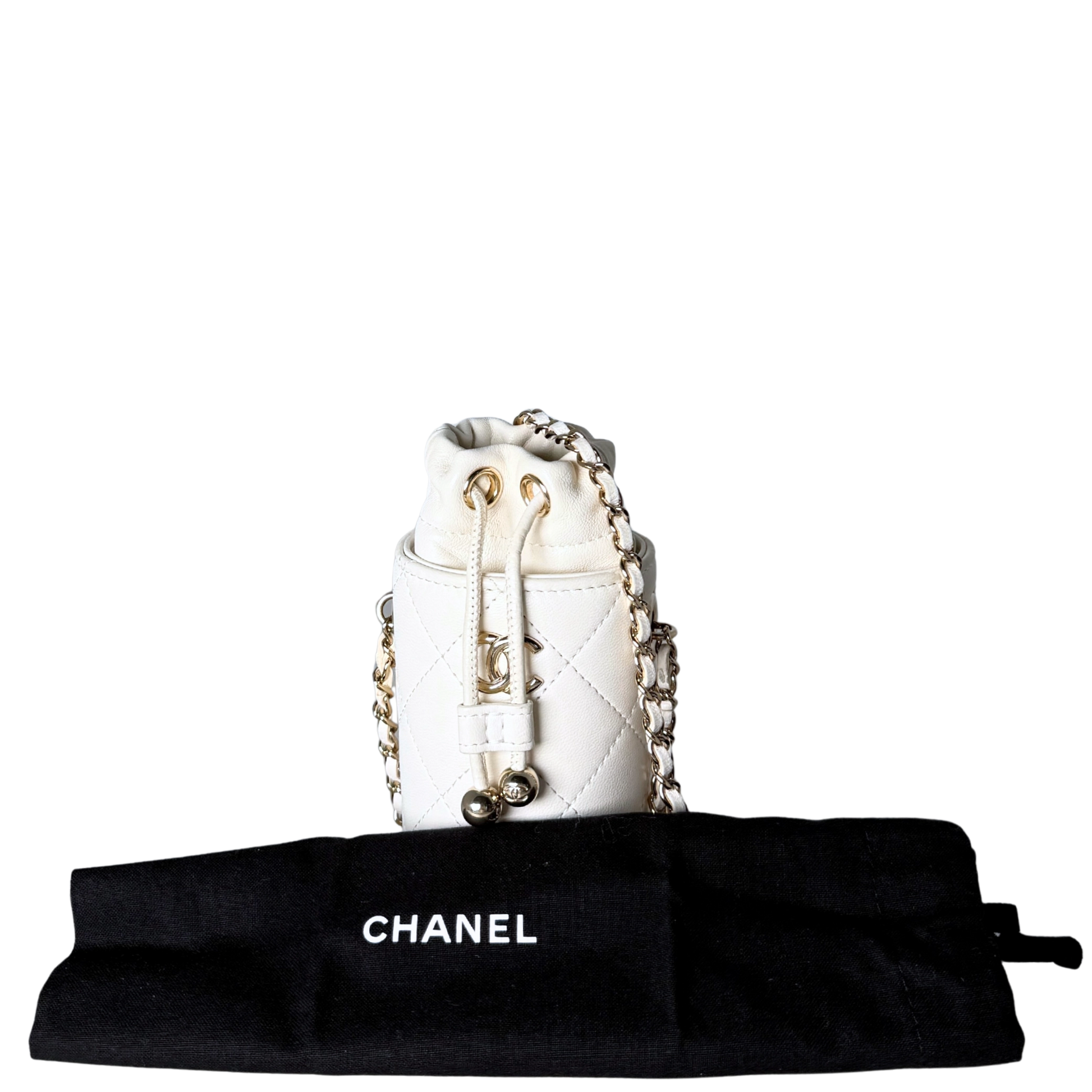 Chanel Mini-Eimertasche Weiß / sehr gut Chanel