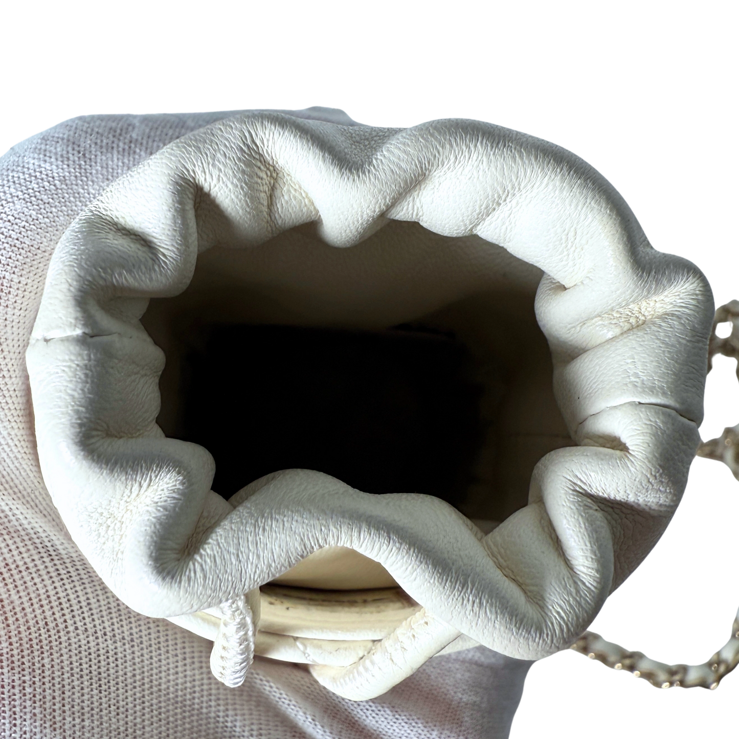 Chanel Mini-Eimertasche Weiß / sehr gut Chanel