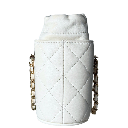 Chanel Mini-Eimertasche Weiß / sehr gut Chanel