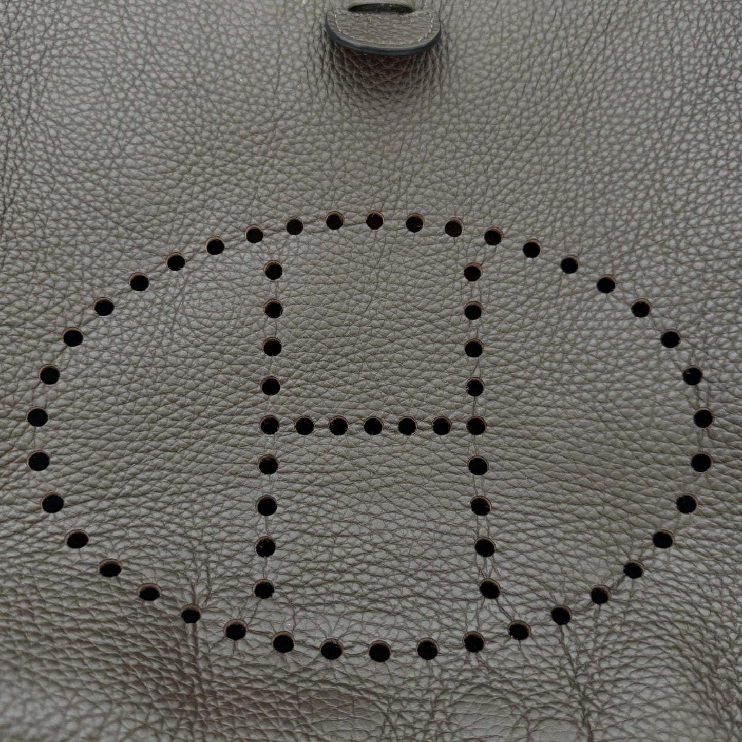 Hermès Evelyne 33 Taurillon Clemence Argile Fullset / sehr gut Hermès