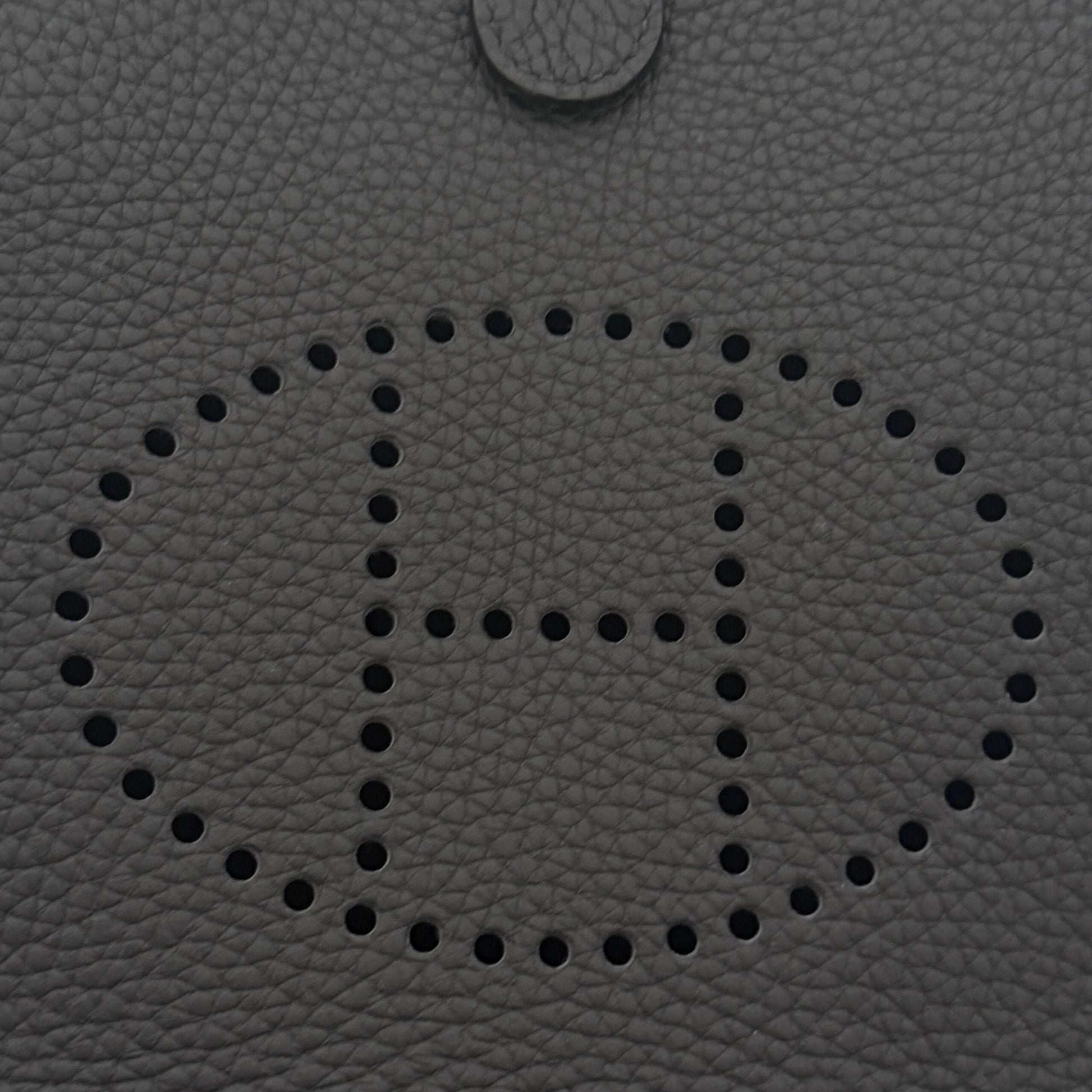 Hermès Evelyne 16 Amazone Taurillon Clemence Noir Fullset / neuwertig Hermès