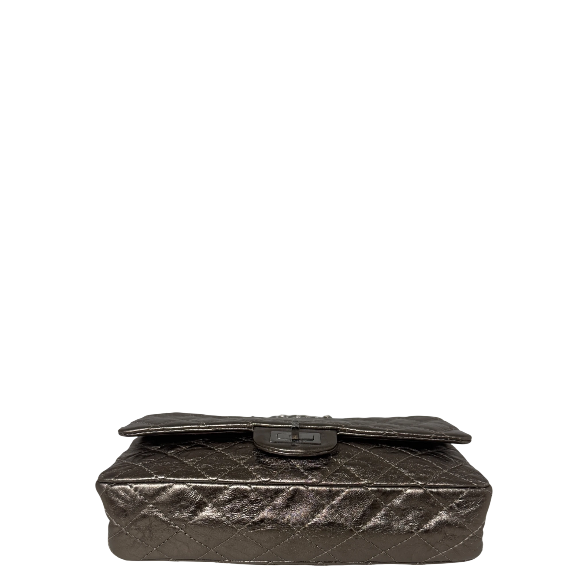 Chanel 2.55 Reissue 224 Classic Double Flap Bag Metallic Bronze / sehr gut Chanel