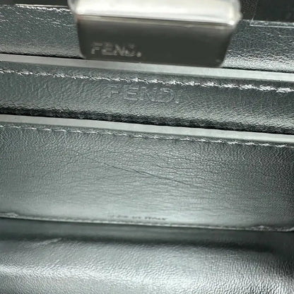 Fendi by Marc Jacobs Peekaboo ISeeU Petite silber / ungetragen Fendi