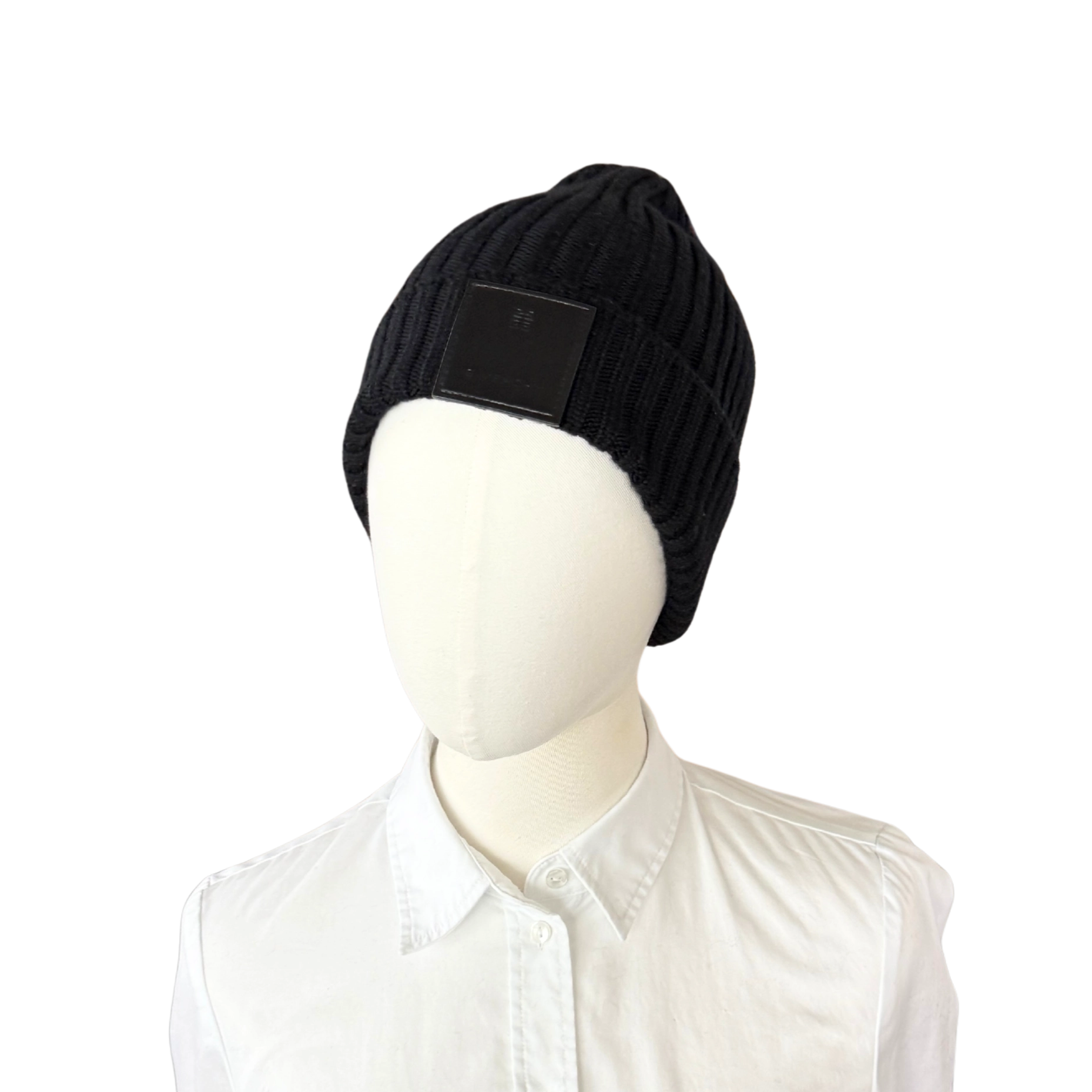 Givenchy Logo-Patch-Strickmütze aus Wolle Schwarz / neuwertig Givenchy