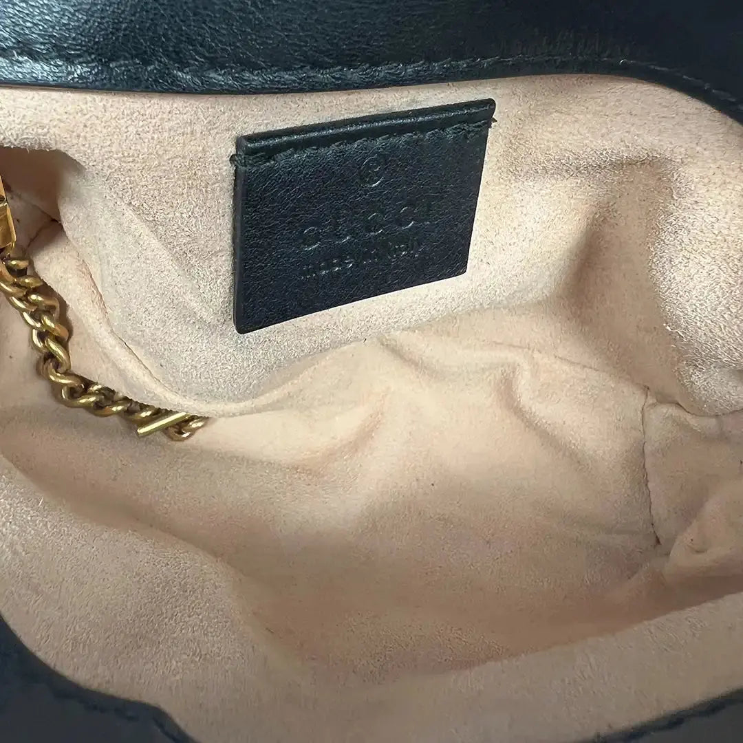 Gucci GG Marmont Matelasse Super Mini Bag schwarz / sehr gut Gucci