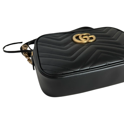 Gucci GG Marmont schwarz Leder Small / neuwertig Gucci