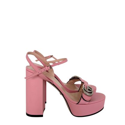 Gucci Marmont Sandalen mit Plateau rosa Größe 38 1/2 / sehr gut Gucci