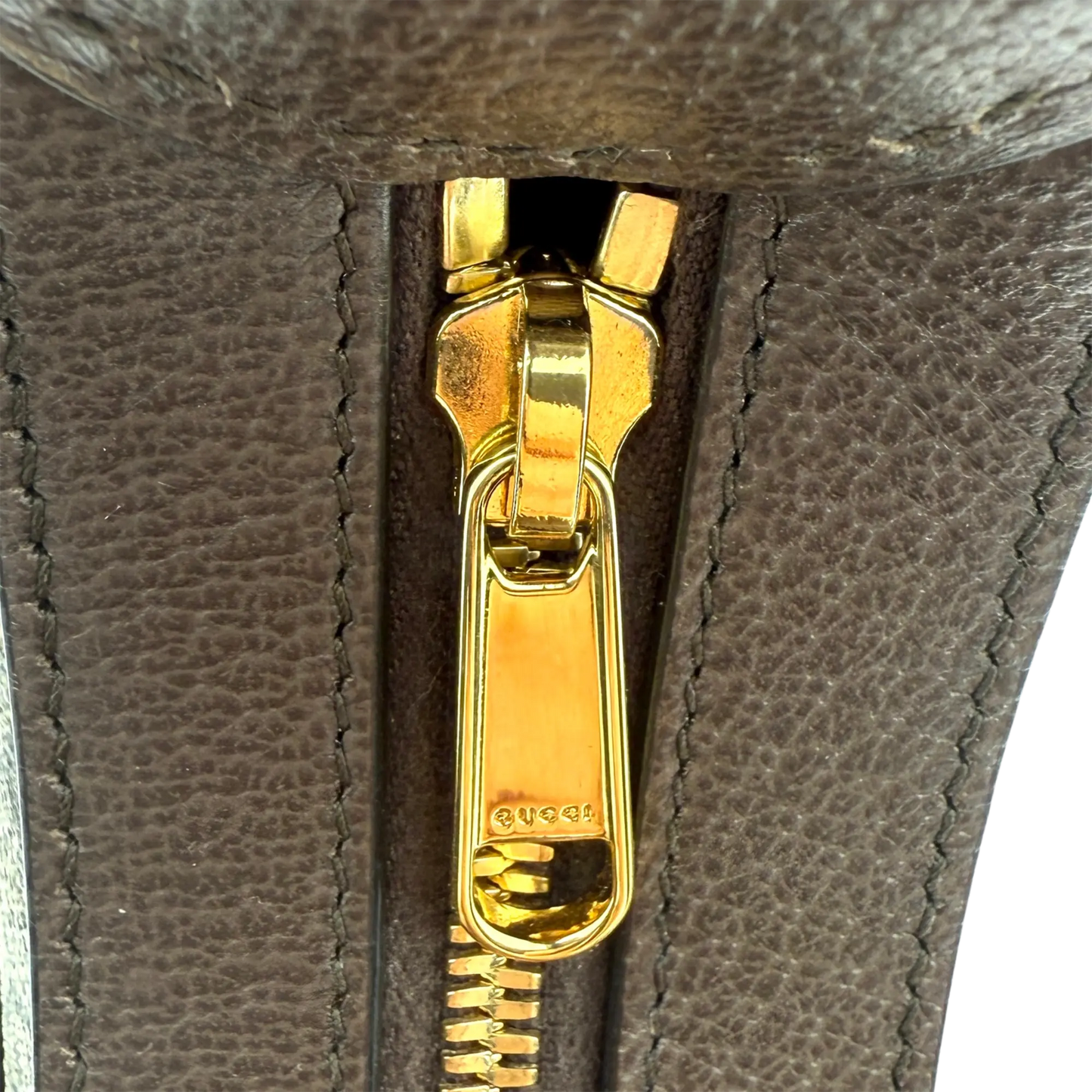 Gucci Schultertasche Ophidia GG Mini aus Canvas Braun / neuwertigt Gucci