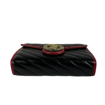 Gucci Torchon GG Marmont Wallet on Chain rot schwarz Leder / neuwertig Gucci