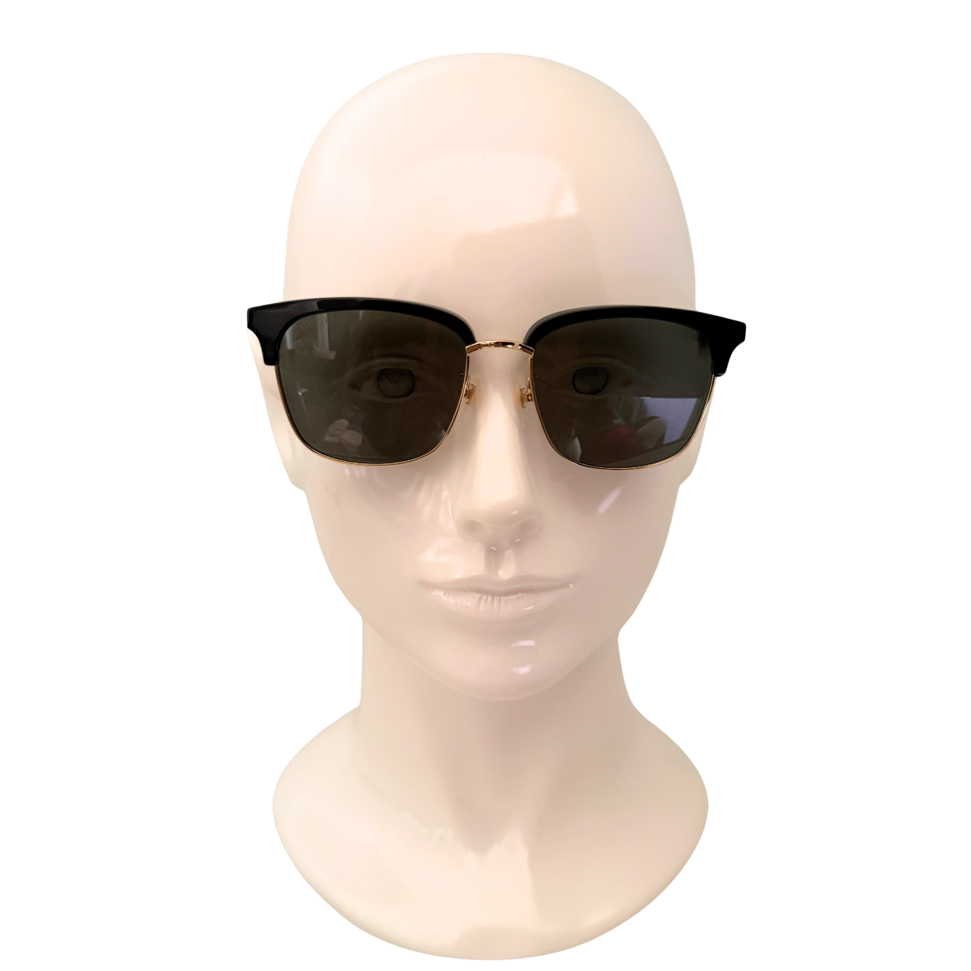 Gucci GG0697S001 Sonnenbrille Schwarz / neuwertig Gucci