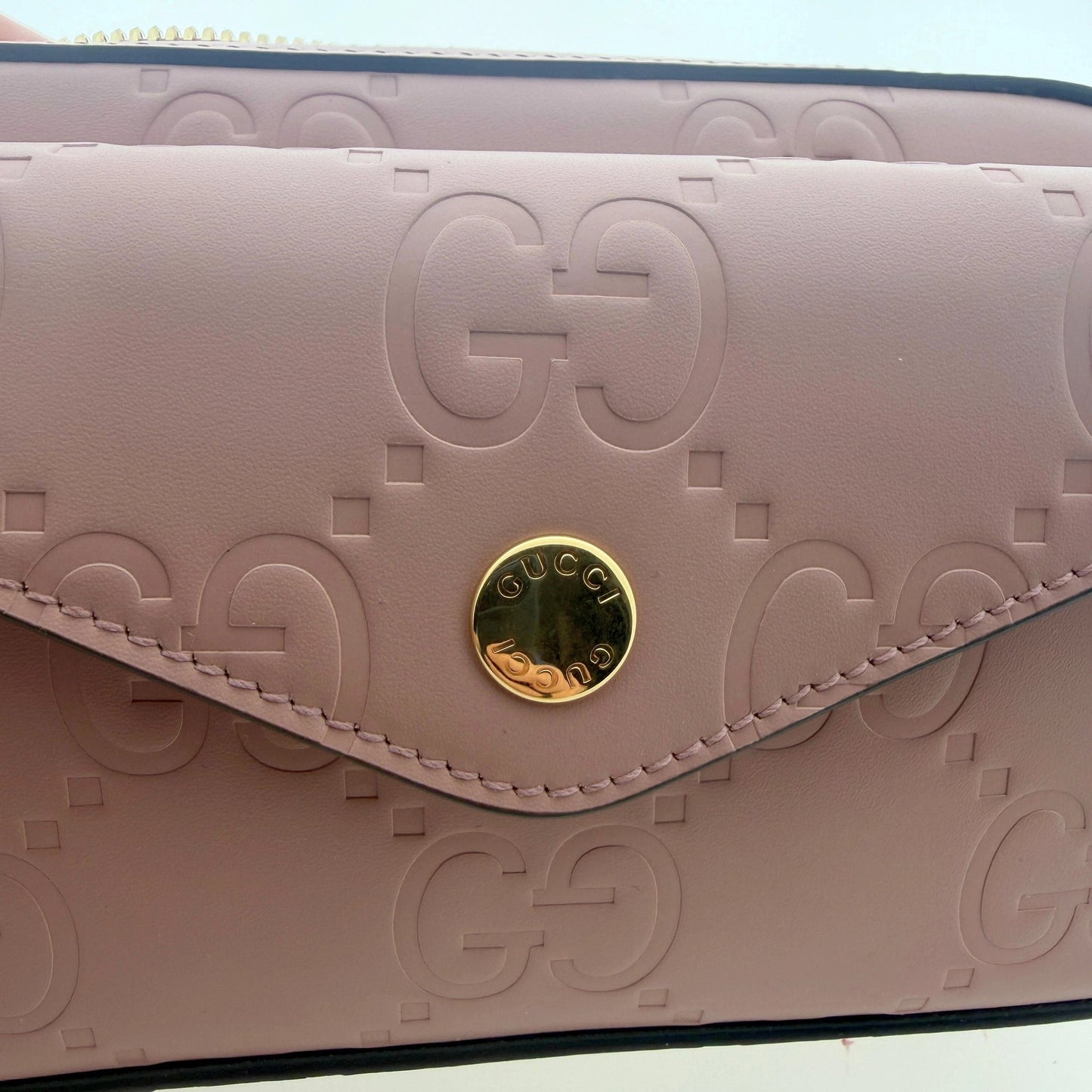 Gucci GG Leder Schultertasche rosa / neuwertig Gucci