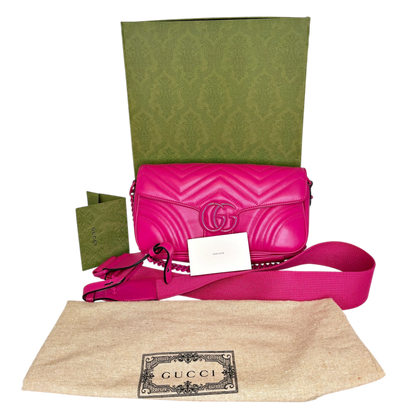 Gucci GG Marmont Matelassé Schultertasche Fuchsia Pink Full Set Gucci