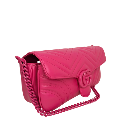 Gucci GG Marmont Matelassé Schultertasche Fuchsia Pink Full Set Gucci