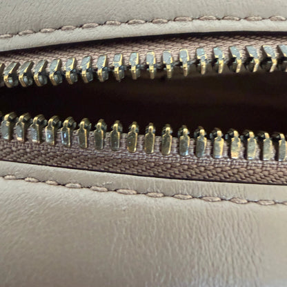 Gucci GG Marmont Camerabag klein Puderrosa Leder / sehr gut Gucci
