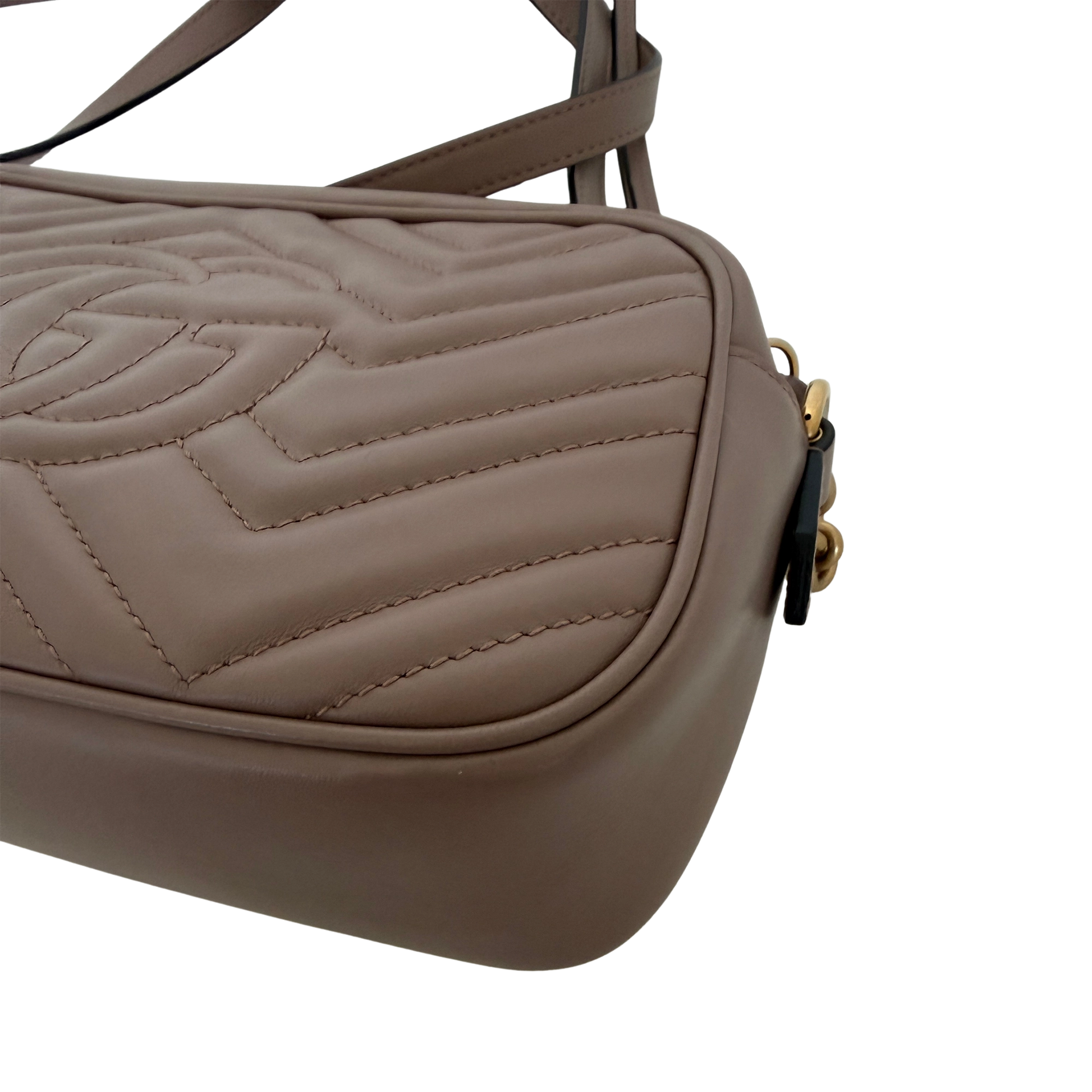Gucci GG Marmont Camerabag klein Puderrosa Leder / sehr gut Gucci