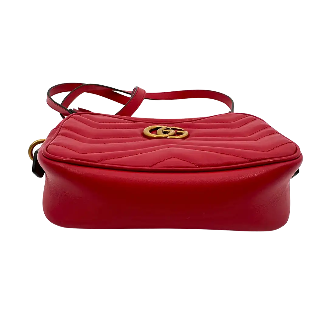 Gucci kleine GG Marmont Schultertasche aus Matelasse rot Fullset neu Echtheitscheck