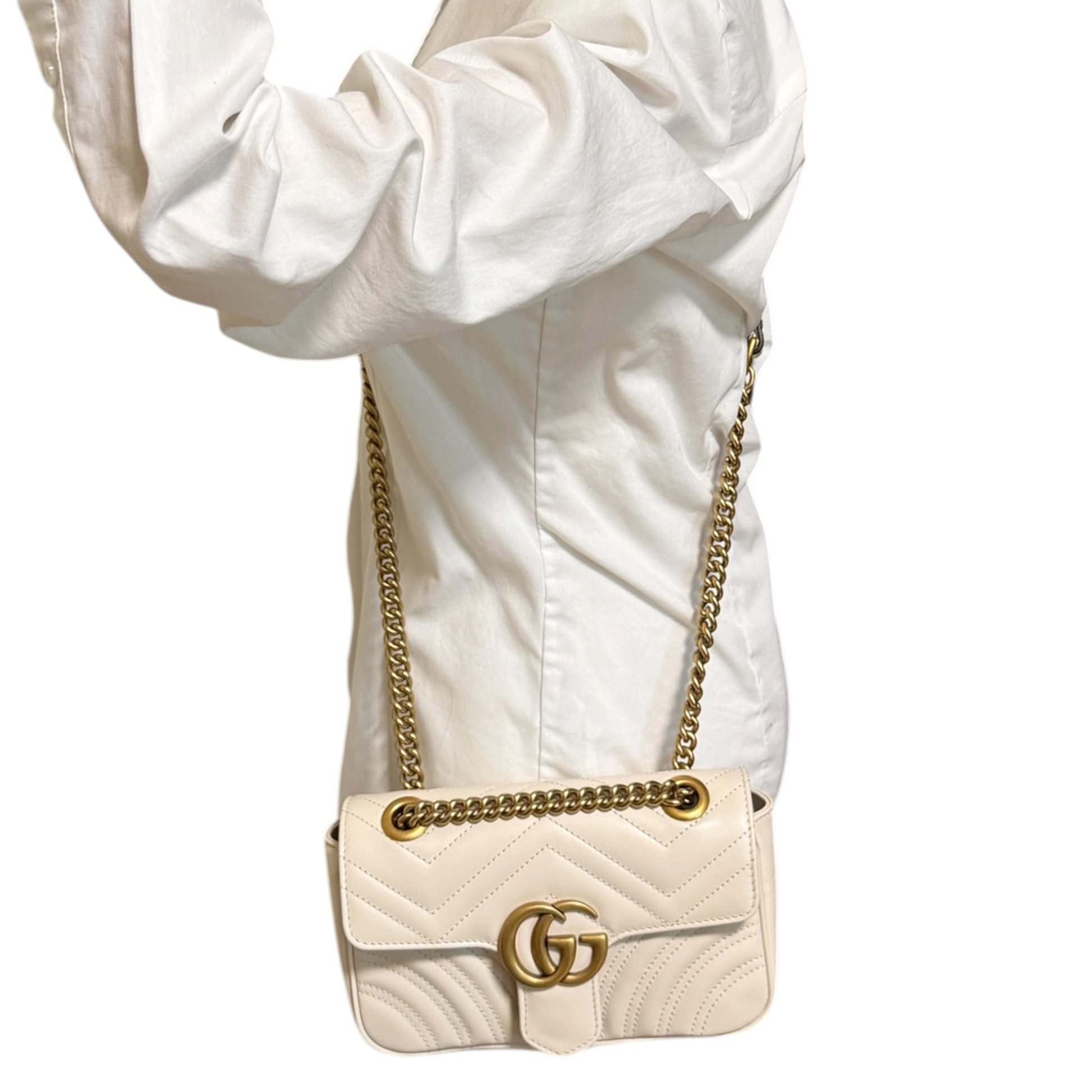Gucci GG Marmont Small Leder weiß Version 2025 / sehr gut Gucci