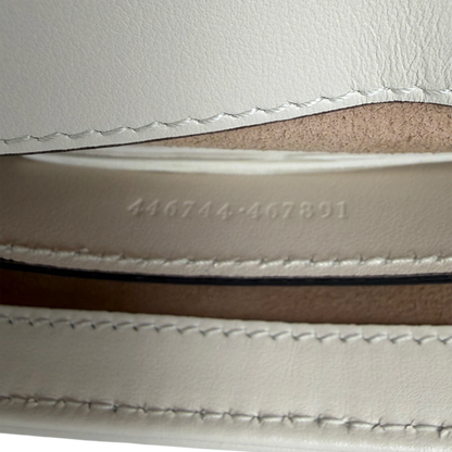 Gucci GG Marmont Small Leder weiß Version 2025 / sehr gut Gucci