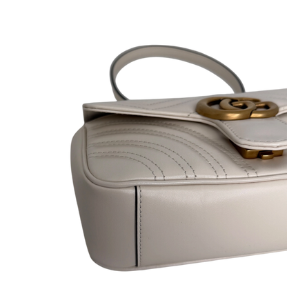 Gucci GG Marmont Small Leder weiß Version 2025 / sehr gut Gucci