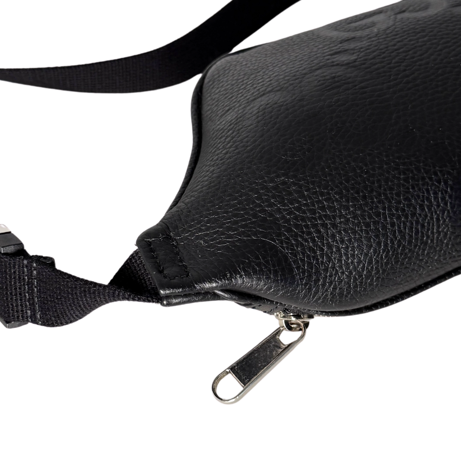 Gucci Kleine Gürteltasche mit Jumbo GG Schwarz / sehr gut Gucci