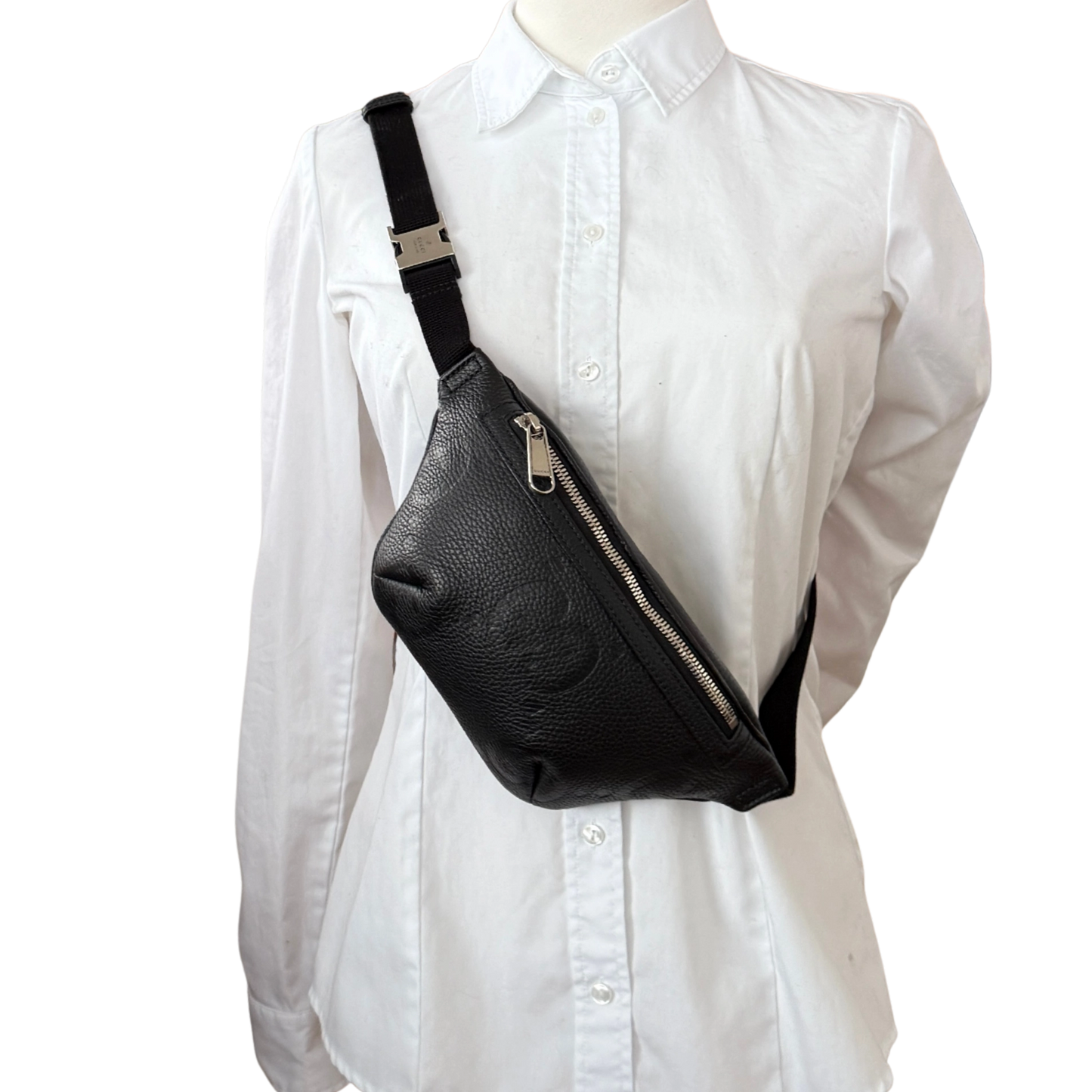 Gucci Kleine Gürteltasche mit Jumbo GG Schwarz / sehr gut Gucci