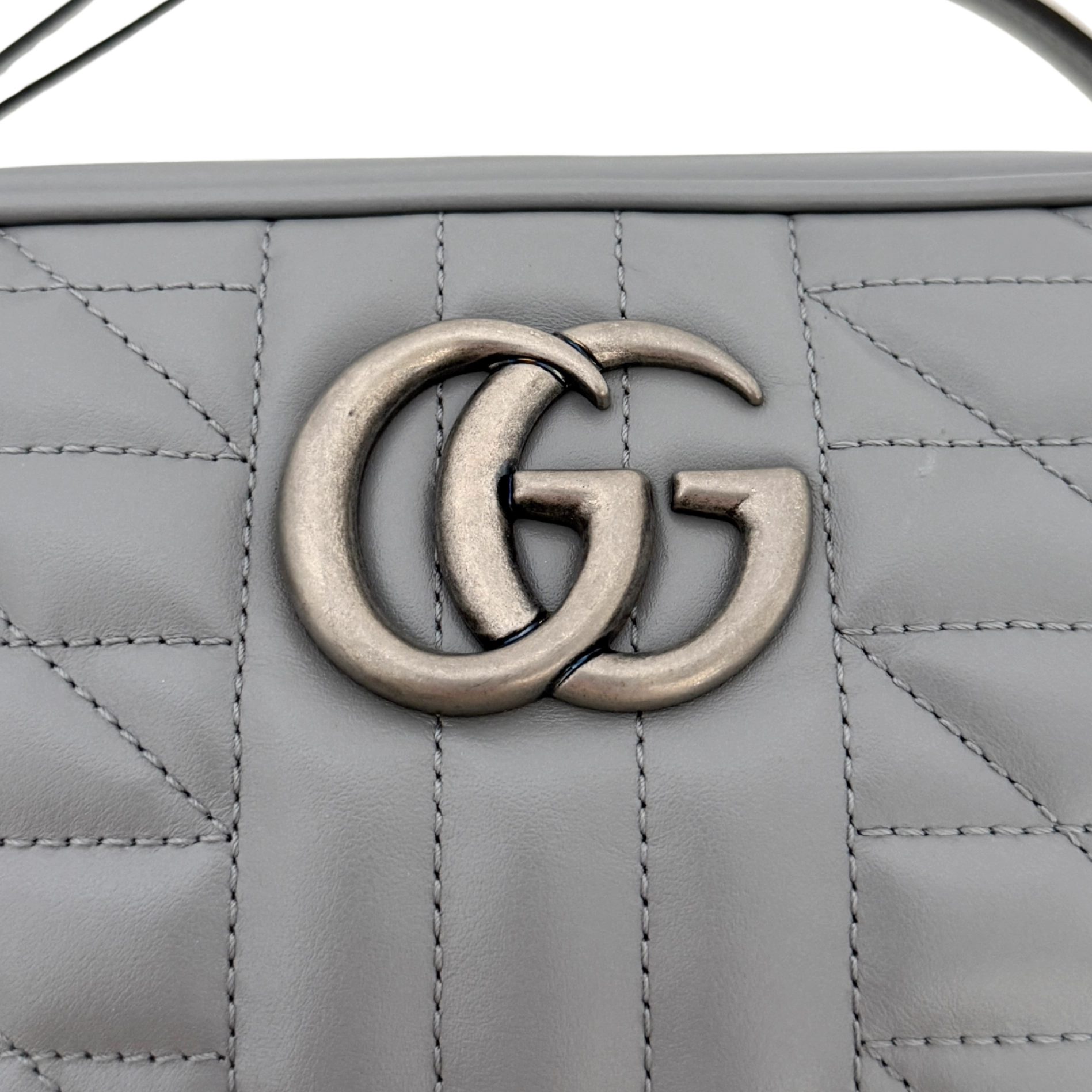 Gucci GG Marmont Umhängetasche Grau / sehr gut Gucci
