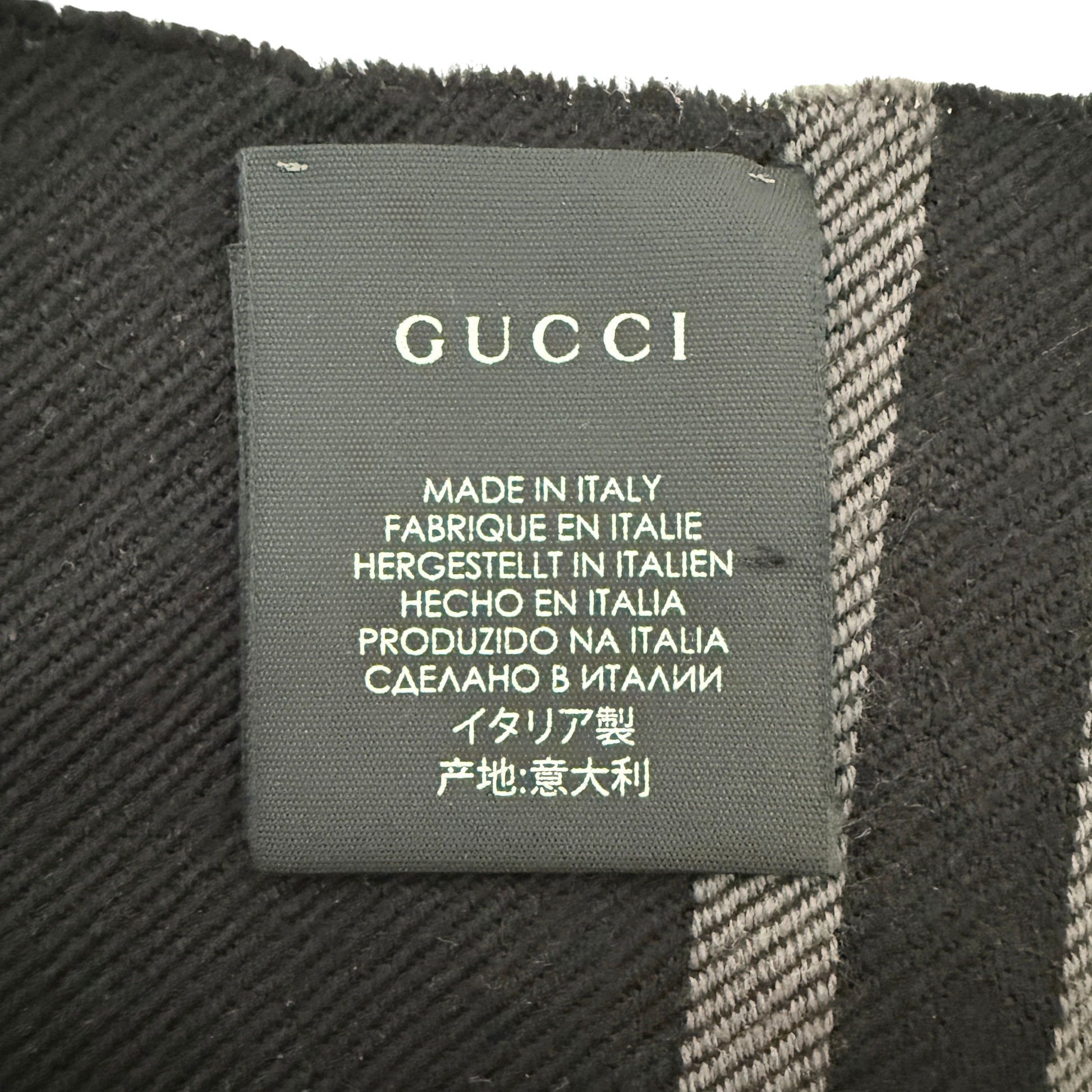 Gucci Schal aus Wolle Grau / neuwertig Gucci