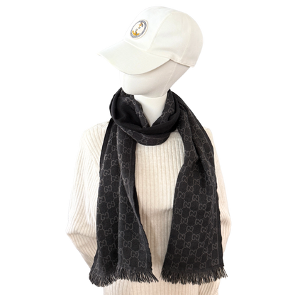 Gucci Schal aus Wolle Grau / neuwertig Gucci