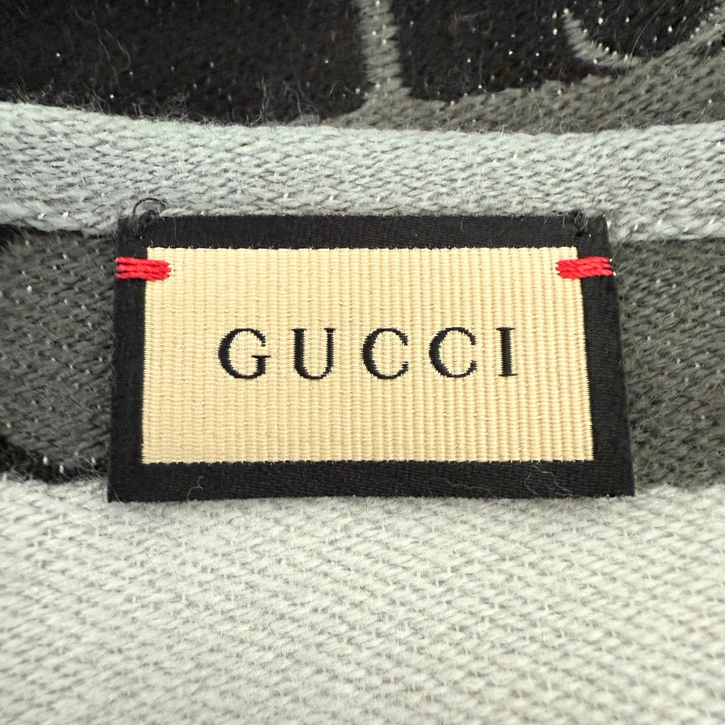 Gucci Gestreifter Schal aus Wolle Grau / neuwertig Gucci