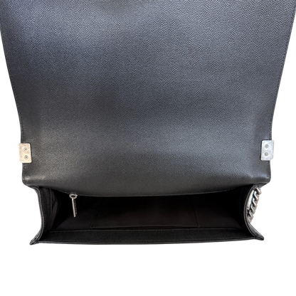 Chanel Boy Medium Kaviarleder Schwarz Fullset / neuwertig Chanel