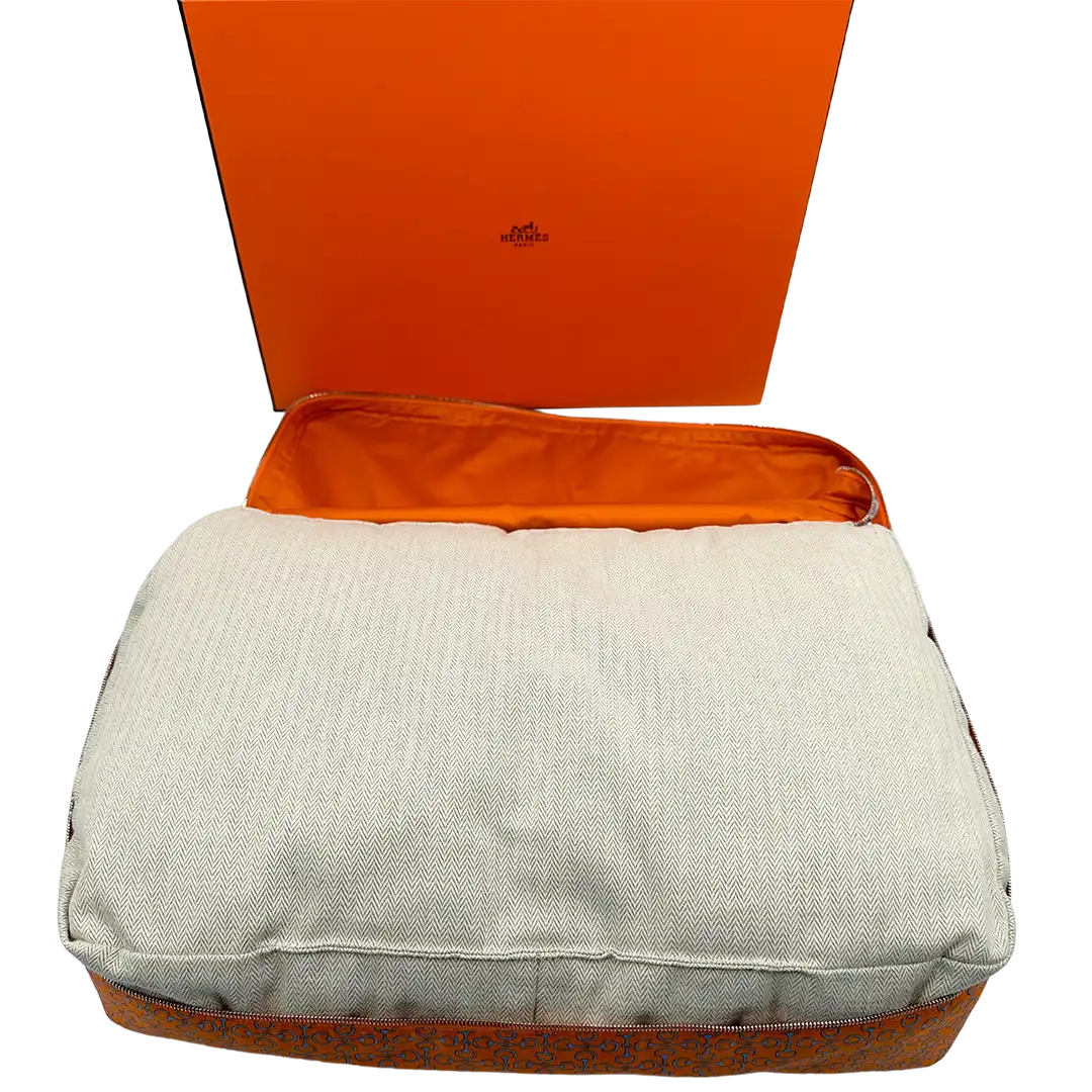 Hermès Housse De Voyage MM Travel Silk Cushion Cover Orange / ungetragen Hermès