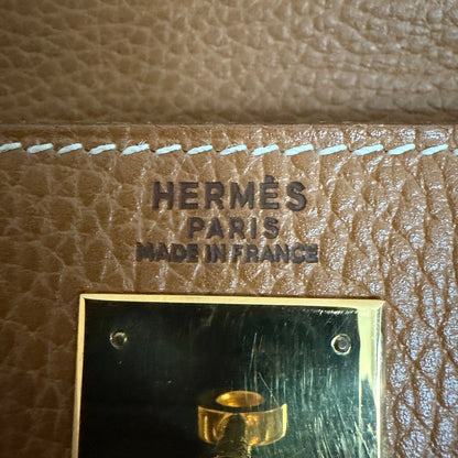 Hermès Kelly Bag 32 Clemence Leder goldene Hardware braun / sehr gut