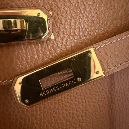 Hermès Kelly Bag 32 Clemence Leder goldene Hardware braun / sehr gut
