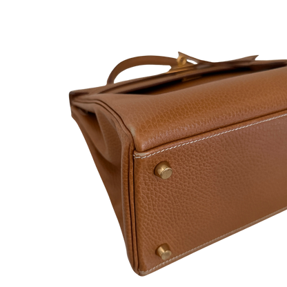 Hermès Kelly Bag 32 Clemence Leder goldene Hardware braun / sehr gut