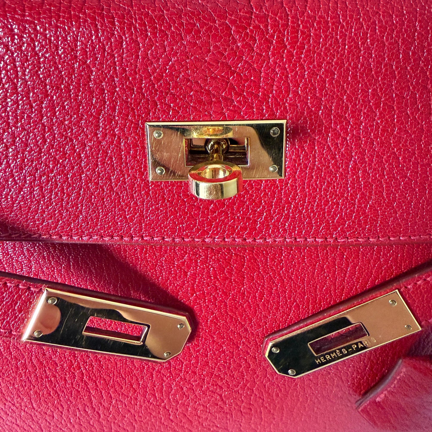 Hermès Vintage Chèvre Mysore Retourné 35 Kelly Bag Rouge Vif goldene Hardware / sehr gut Hermès