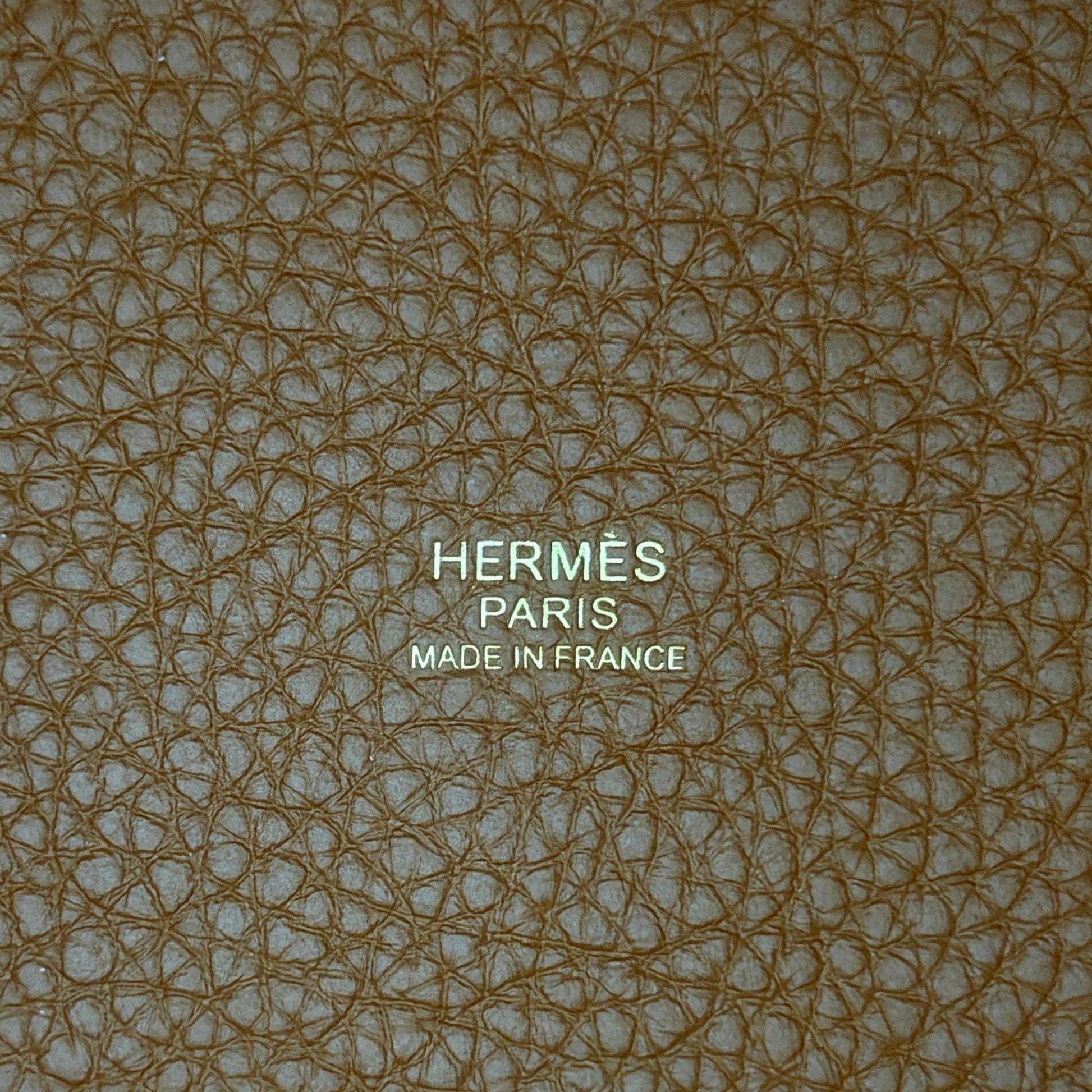 Hermès Picotin 18 Taurillon Clémence braun goldene Hardware 2025 Fullset / neuwertig Hermès