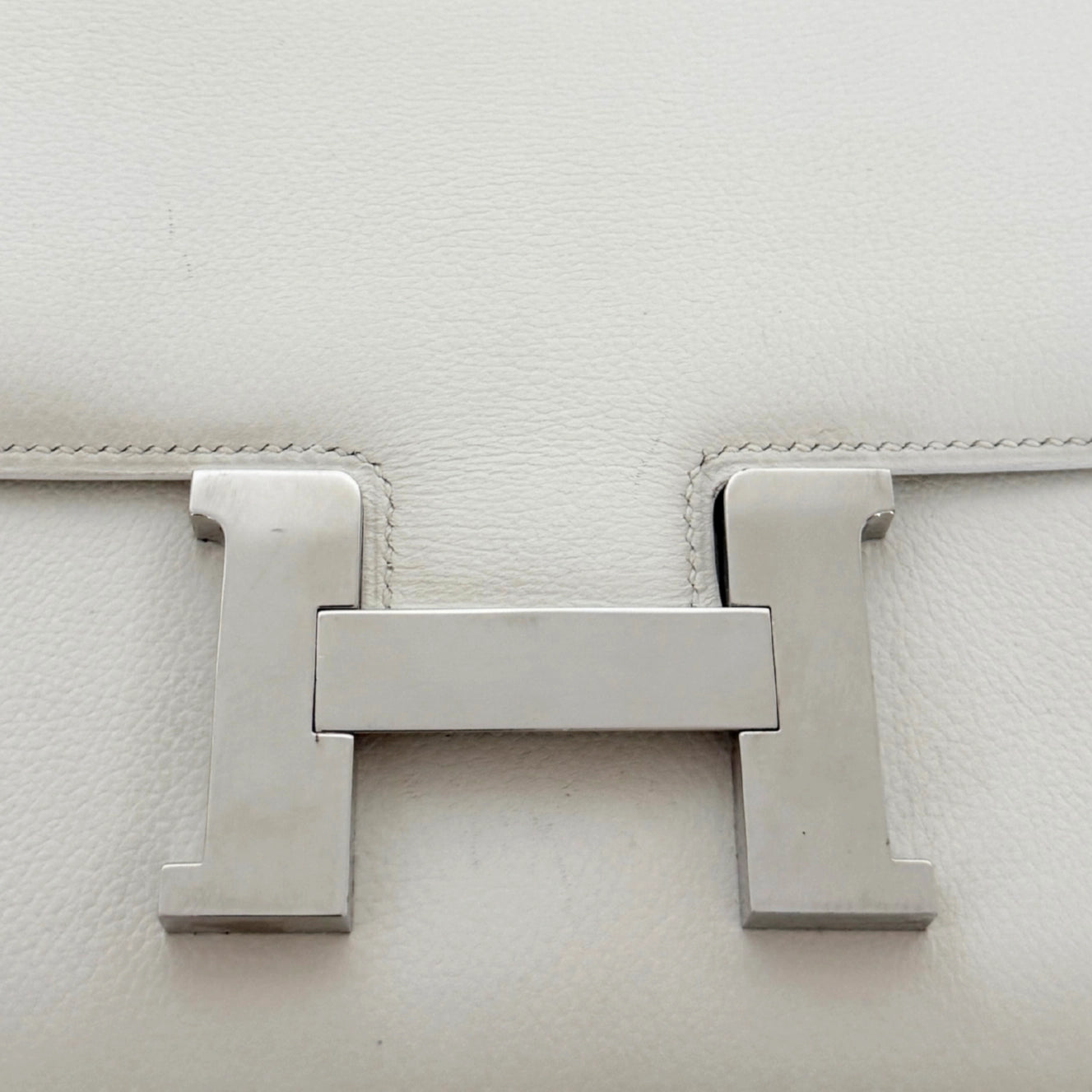 Hermès Constance 24 Vintage Evercolor Leder Weiß / gut Hermès