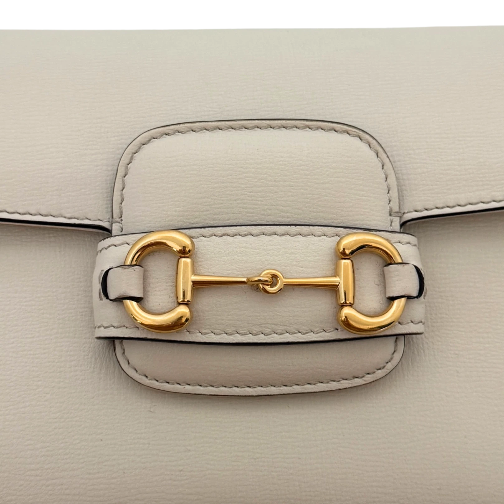 Gucci Kleine Horsebit 1955 Schultertasche Weiß / sehr gut Gucci