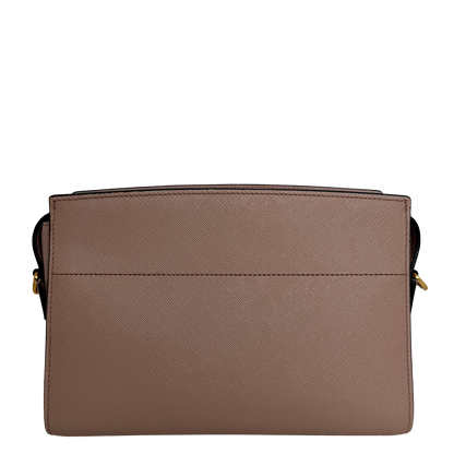 Prada Bandoliera Crossbody Tasche in Puder Saffiano Leder / neuwertig Prada