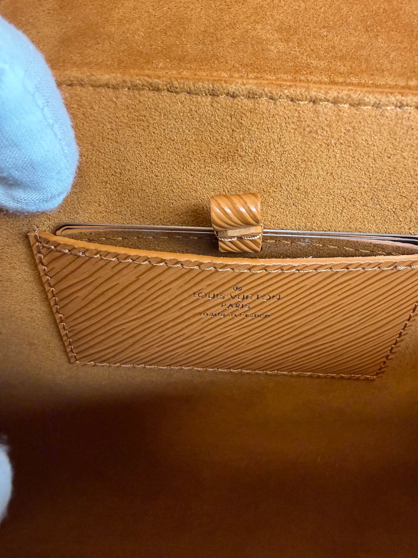 Louis Vuitton Twist MM Epi Leder braun GHW M57939 / sehr gut Louis Vuitton