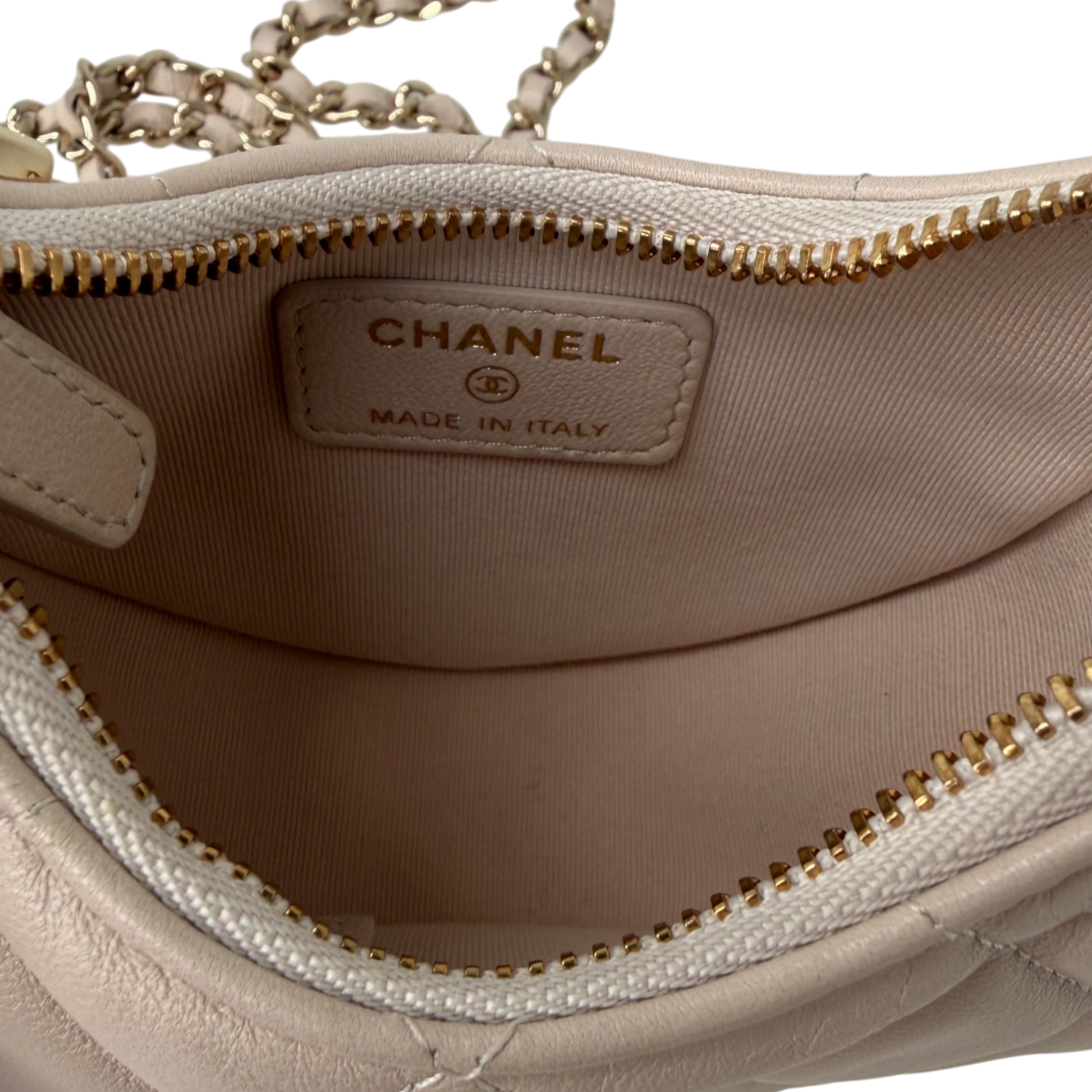 Chanel Hobo Bag Mini light beige Lammleder / sehr gut Chanel