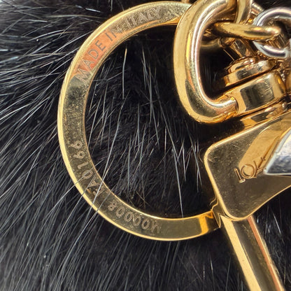 Louis Vuitton Mink Bubble V Bag Charm Echtheitscheck