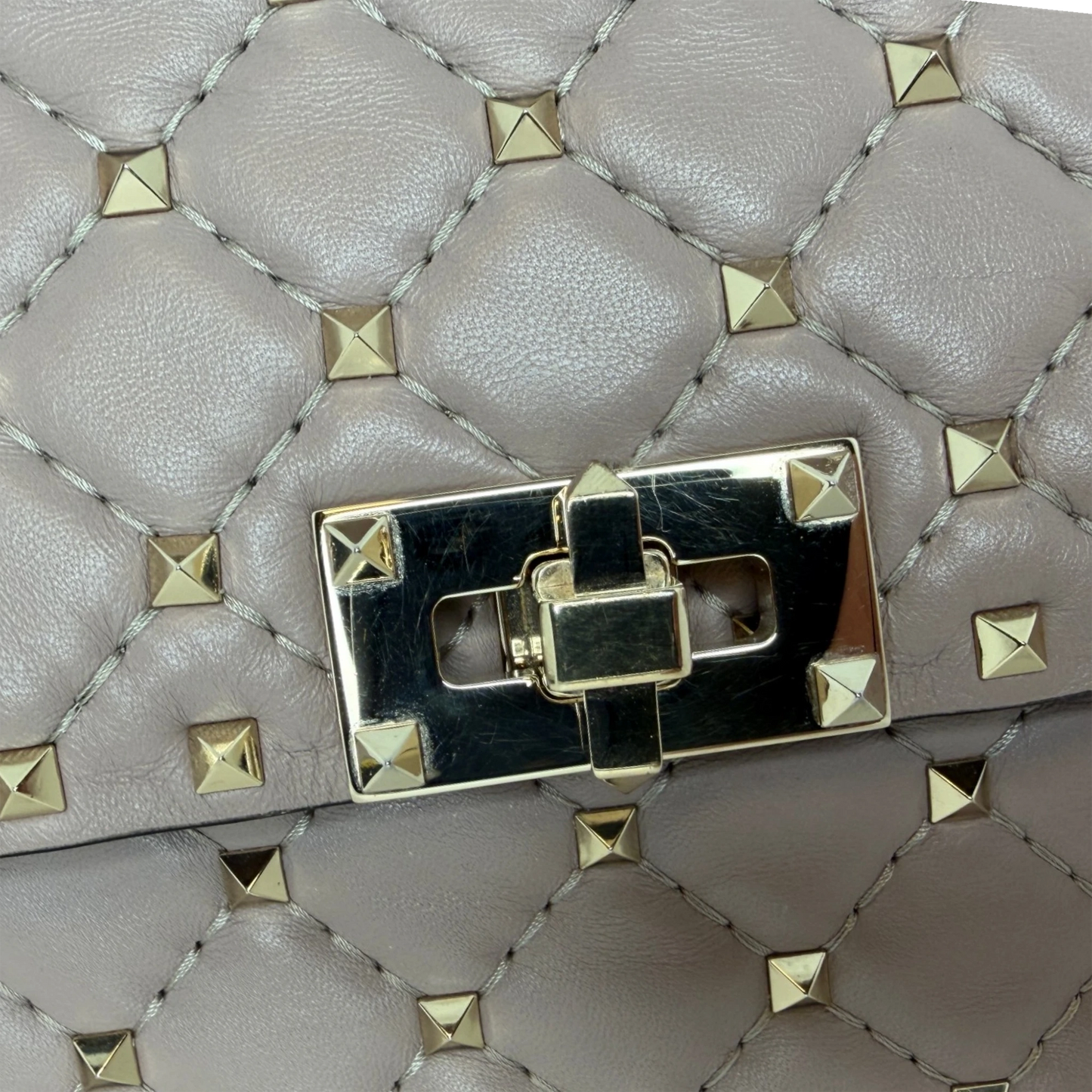 Valentino Garavani Rockstud Spike.Up Flap Bag Quilted Leather Medium Valentino
