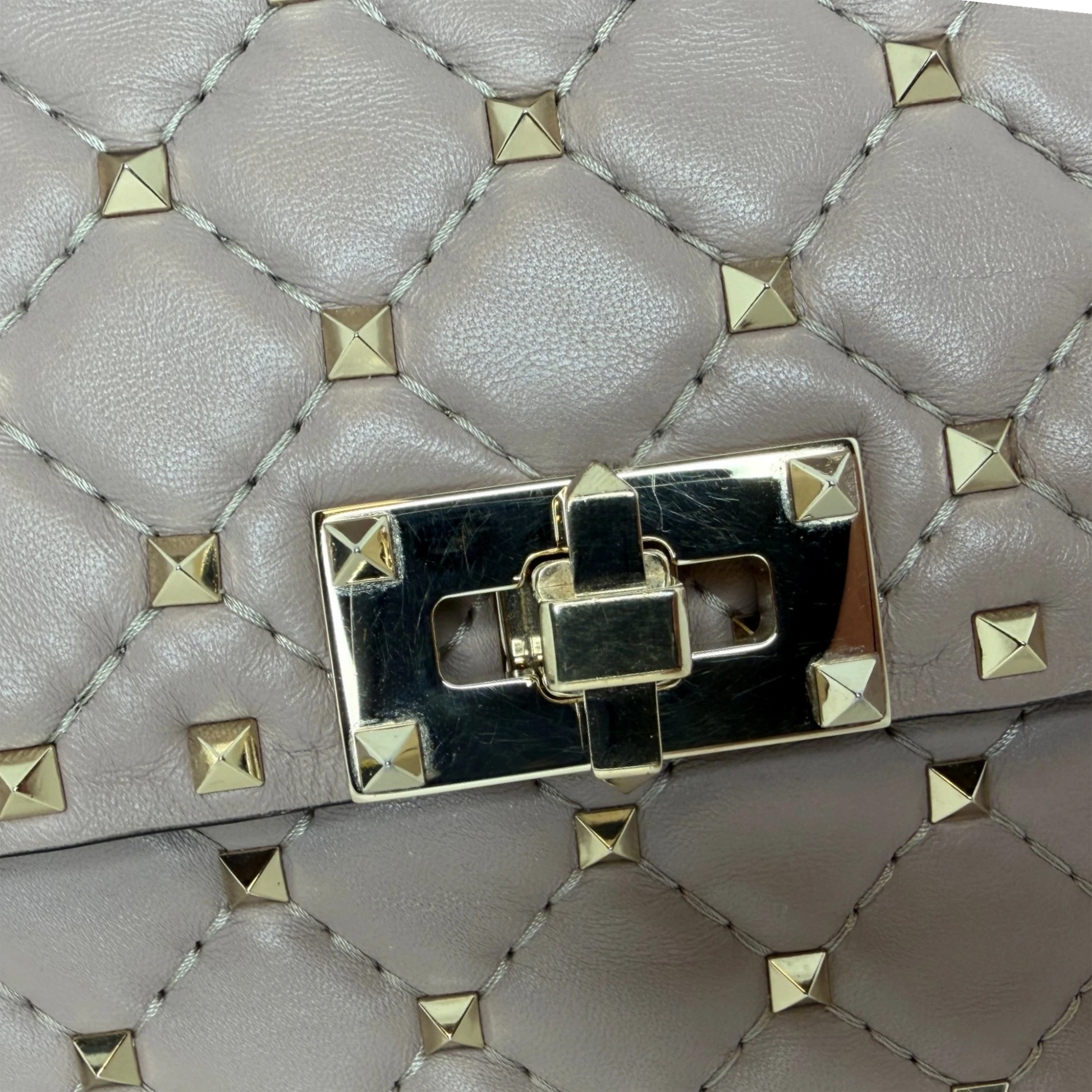 Valentino Garavani Rockstud Spike.Up Flap Bag Quilted Leather Medium Valentino