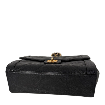 Chanel Vintage Flap Bag Caviar Schwarz vergoldete Hardware Chanel