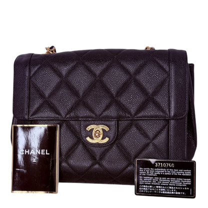 Chanel Vintage Flap Bag Caviar Schwarz vergoldete Hardware Chanel
