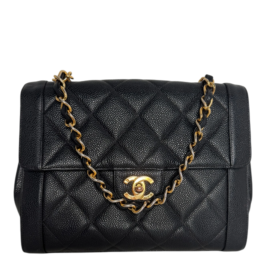 Chanel Vintage Flap Bag Caviar Schwarz vergoldete Hardware Chanel