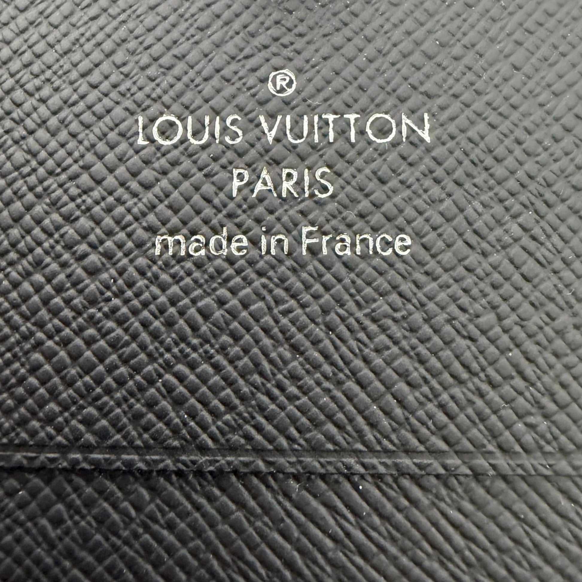 Louis Vuitton Enveloppe Carte De Visite Taiga Leder M64595 Louis Vuitton