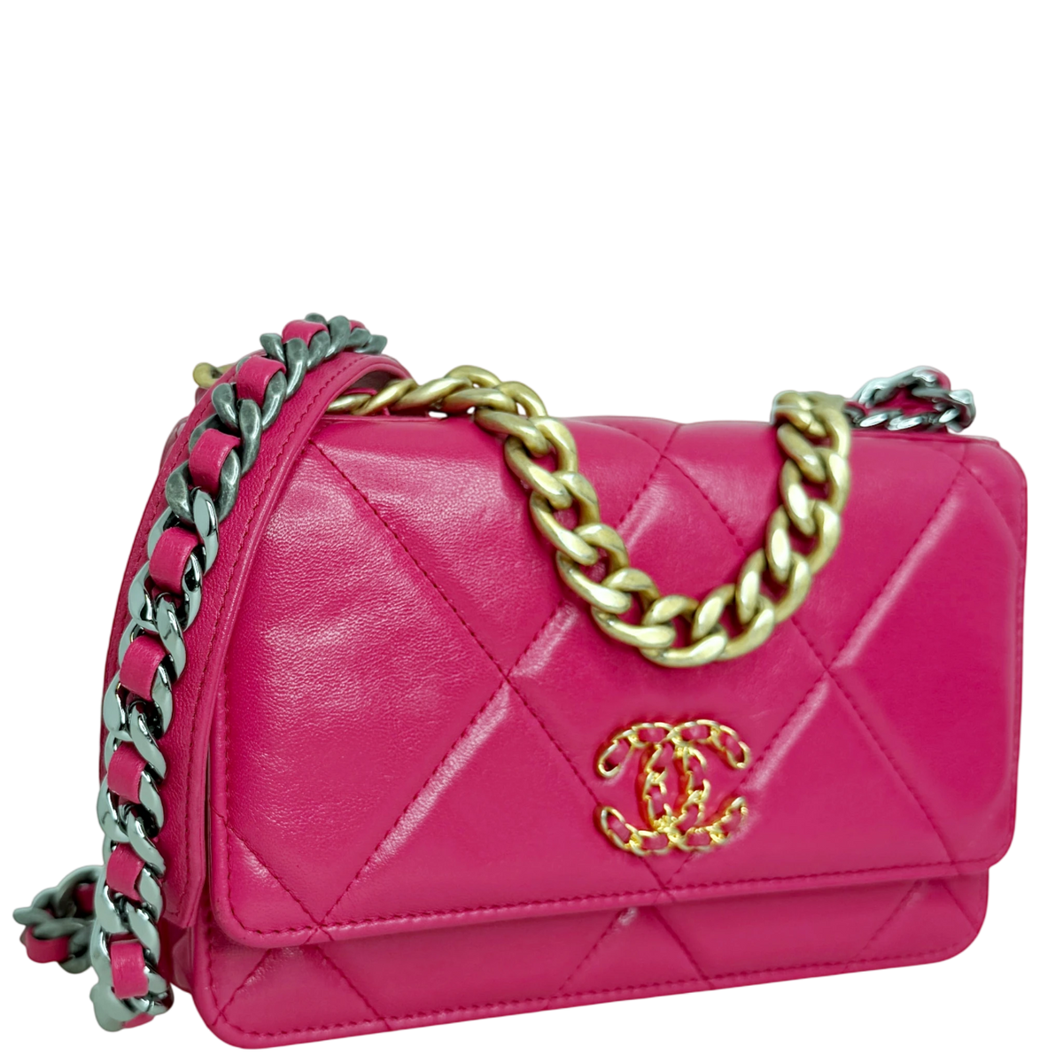 Chanel 19 Wallet On Chain WOC Lammleder Pink Fuchsia Gold Silber Chanel